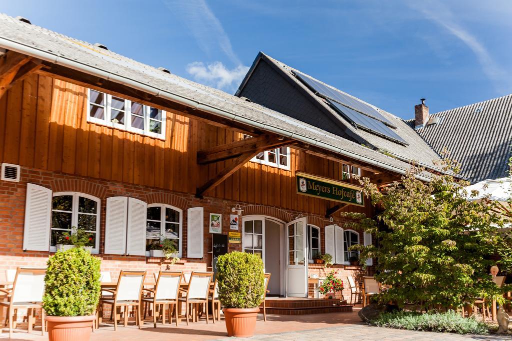 Hotel Meyers Isenbüttel Exterior foto